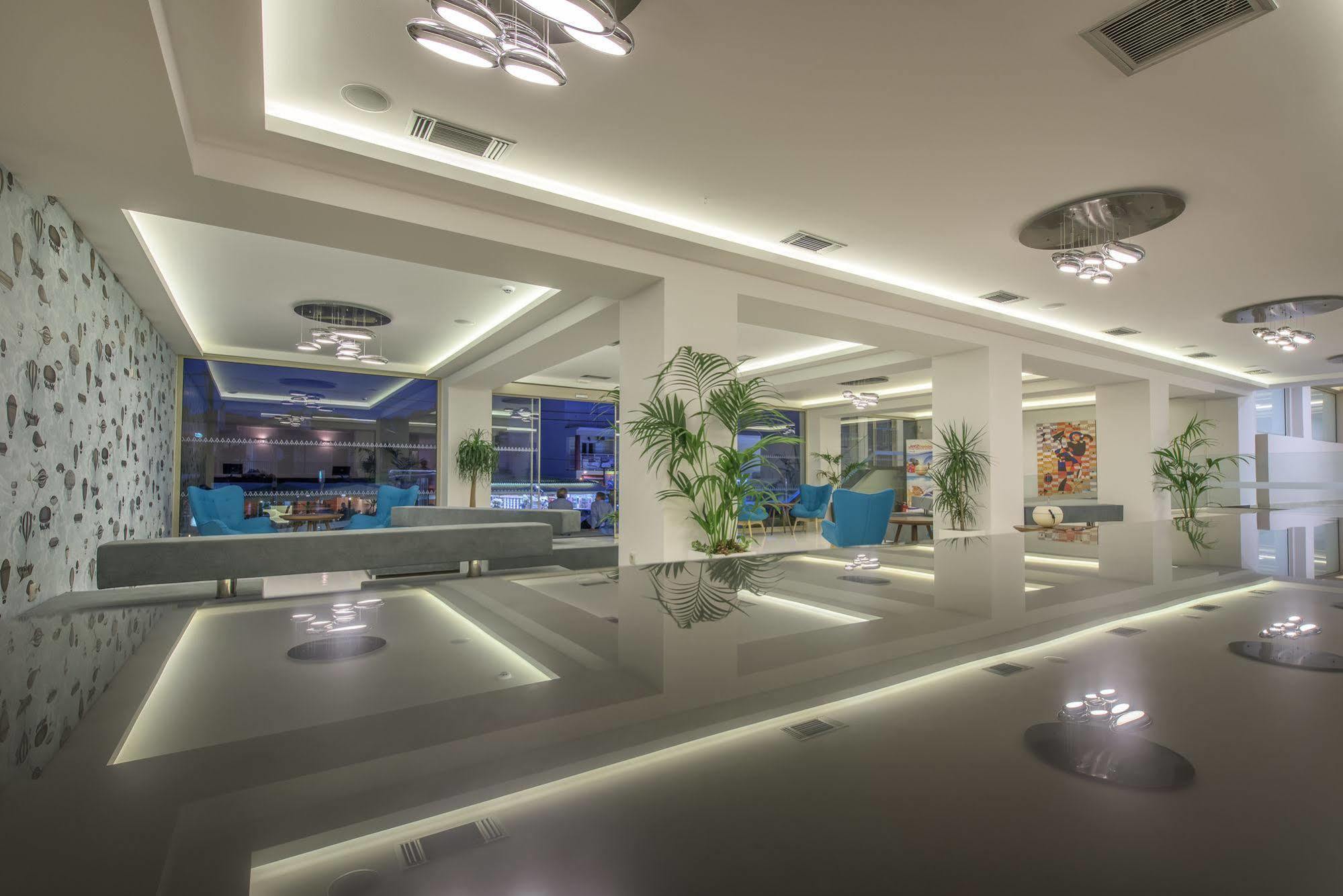 Azure Resort & Spa Tsilivi  Exterior photo