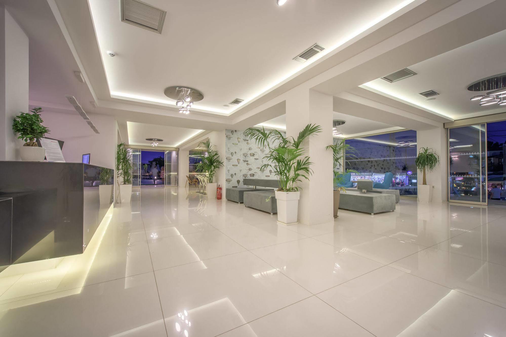 Azure Resort & Spa Tsilivi  Exterior photo